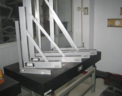Magnesium Square Edge Magnesium Square Edge